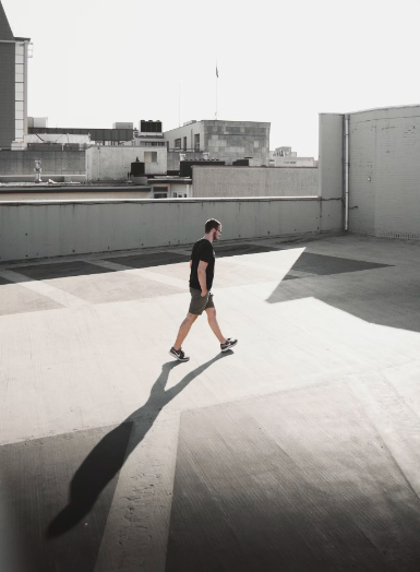 Walking Pad vs Treadmill: Which One is Right for You?