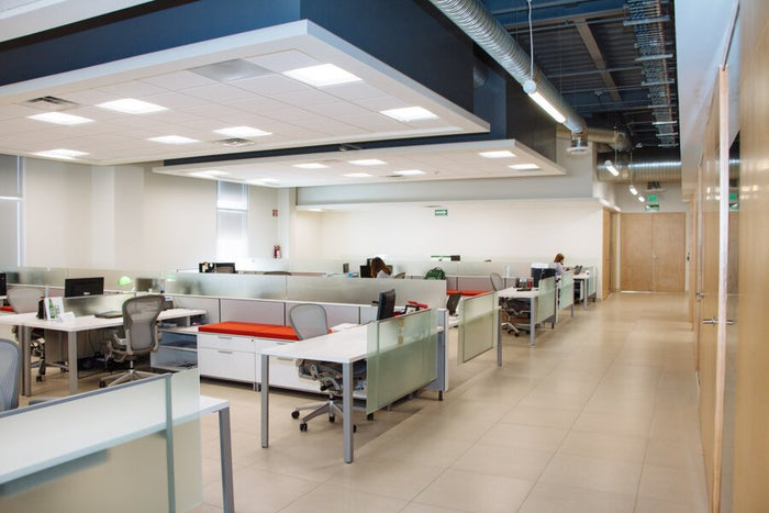 5 Simple Ways to Improve Ergonomics in Your Workplace | MotionGrey