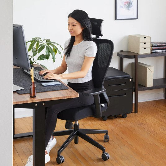 Rise Desk Chair: Pros and Cons of This Ergonomic Office Chair