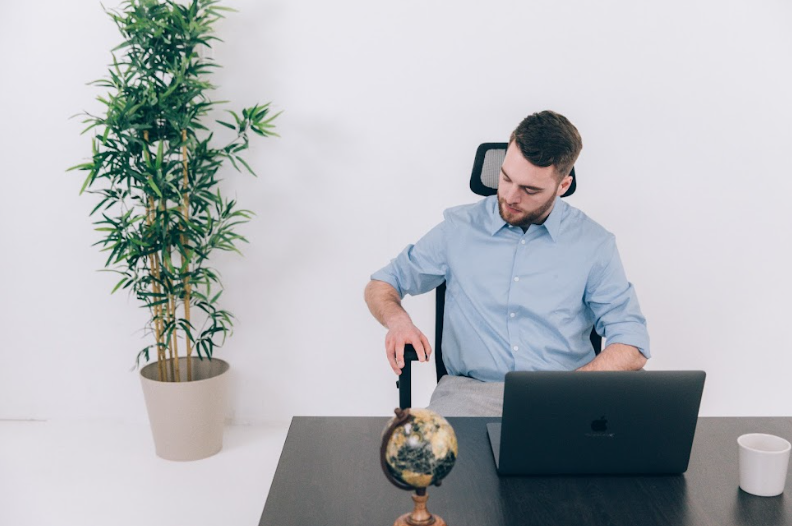How to Adjust Your Office Chair for the Best Posture