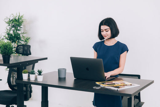 Top 12 Standing Desks in Canada