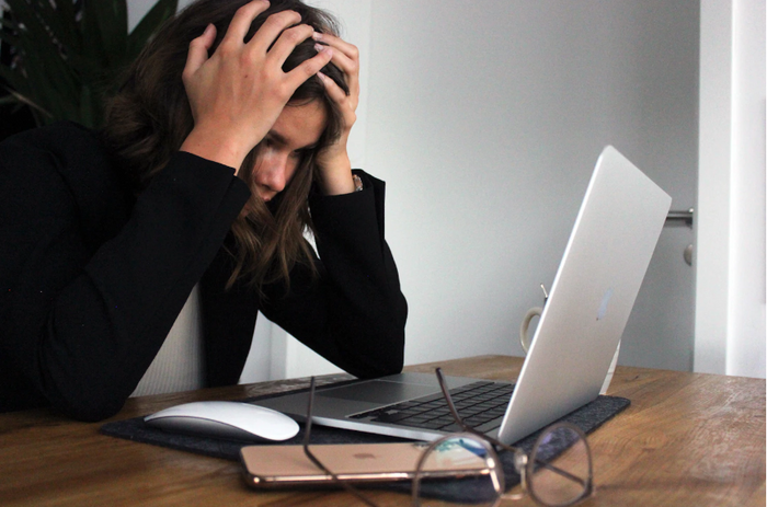 How to Fix Turtle Neck Syndrome: Habits to Build and Habits to Break