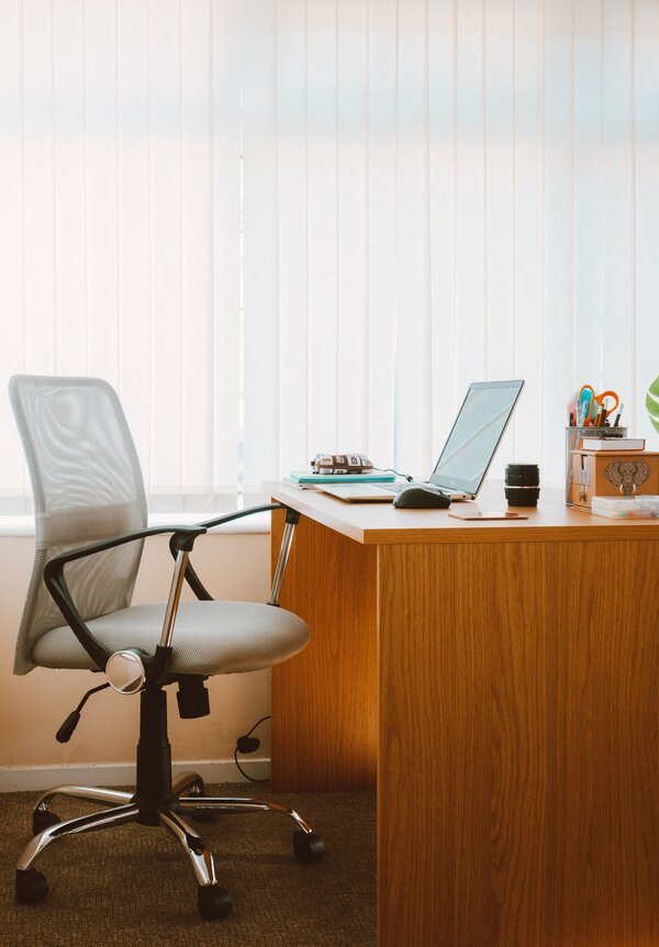 The Best Modern Office Chairs for Your Work Space | MotionGrey