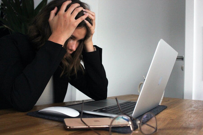 Top Work Accessories that Can Help You Reduce Day-to-Day Office Fatigue | MotionGrey