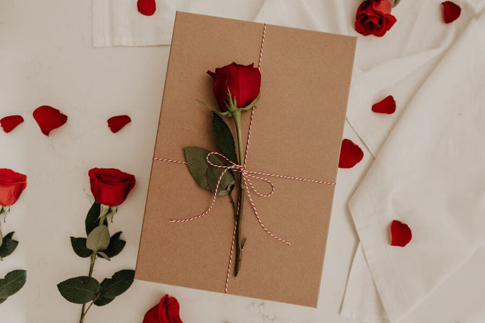 Your 2022 Valentine Gift Guide | MotionGrey